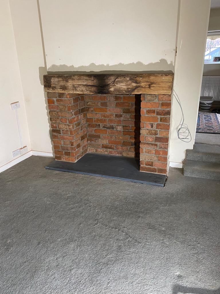 Reclaimed Common Brick Garden Wall and Fireplace - Reclaimed Brick Company