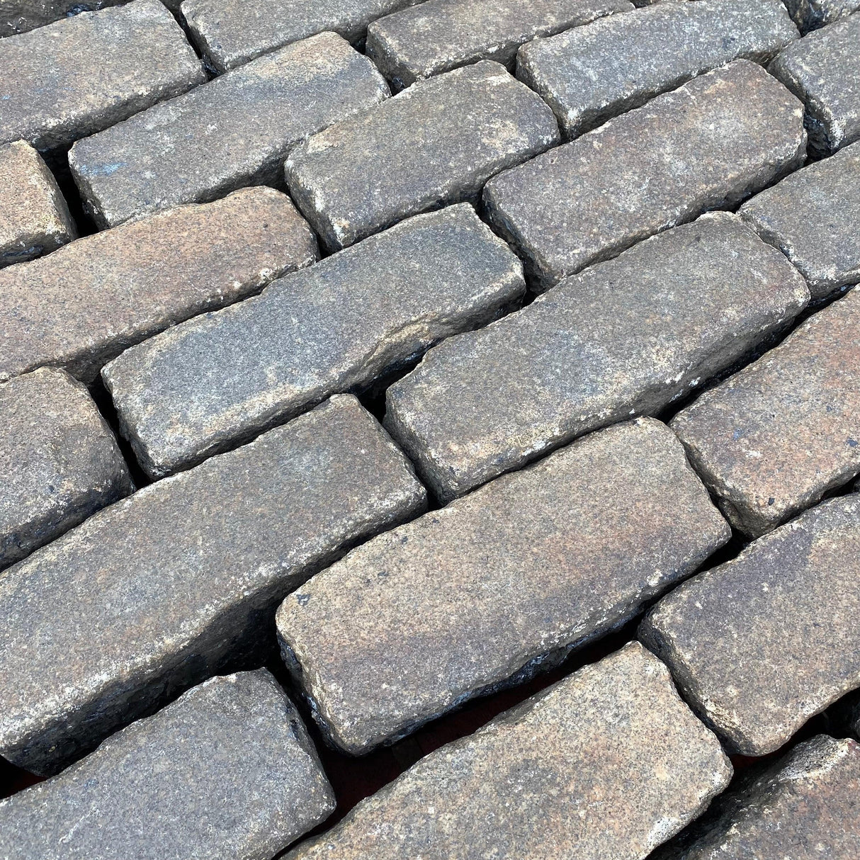 Reclaimed Granite Cobbles / Setts - Elongated - Reclaimed Brick Company