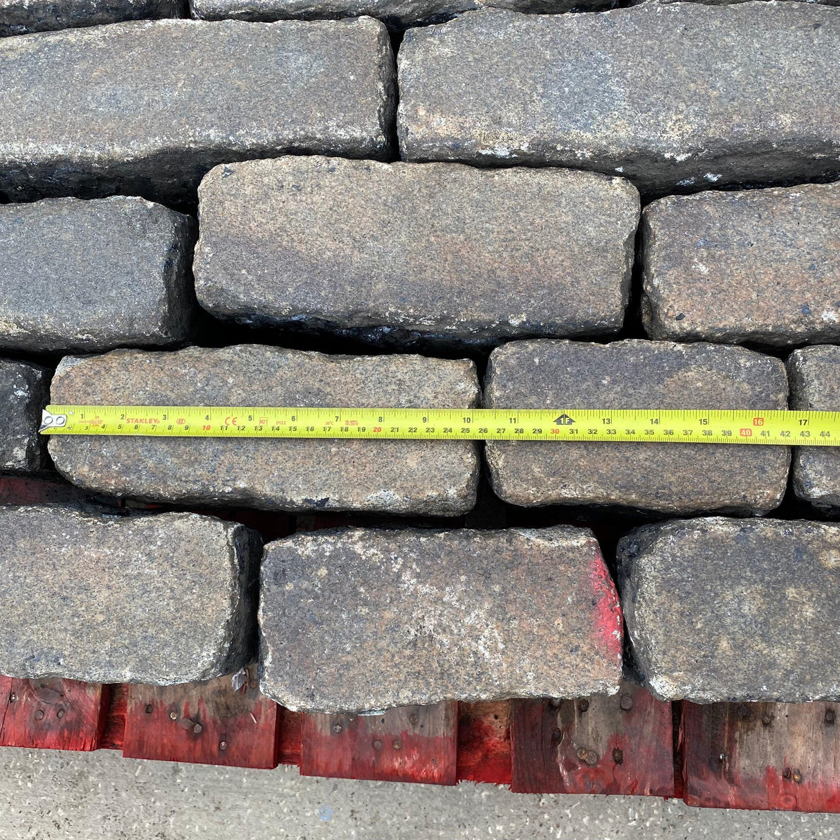 Reclaimed Granite Cobbles / Setts - Elongated - Reclaimed Brick Company