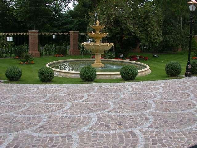 Reclaimed Granite Cube Cobbles Fan Pattern Courtyard, Cambridge - Reclaimed Brick Company