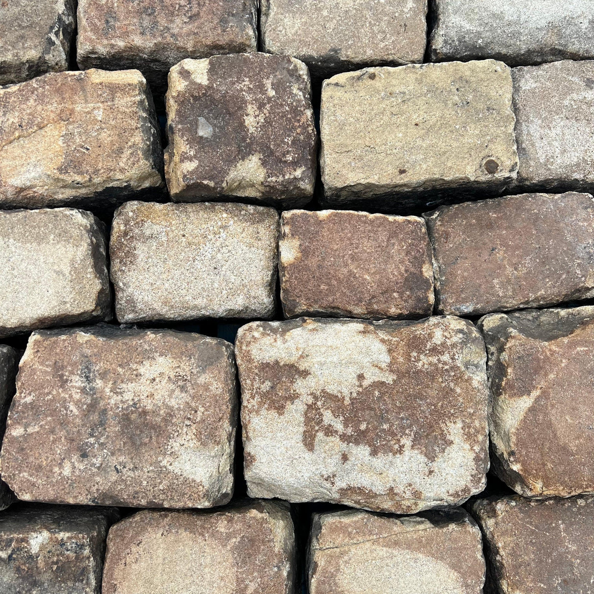 Reclaimed Grit Stone Cobble Setts - Bulk Bag - Reclaimed Brick Company