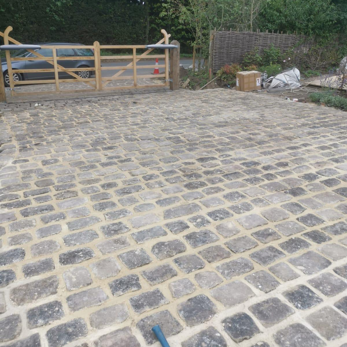 Reclaimed Grit Stone Cobbles - Reclaimed Brick Company