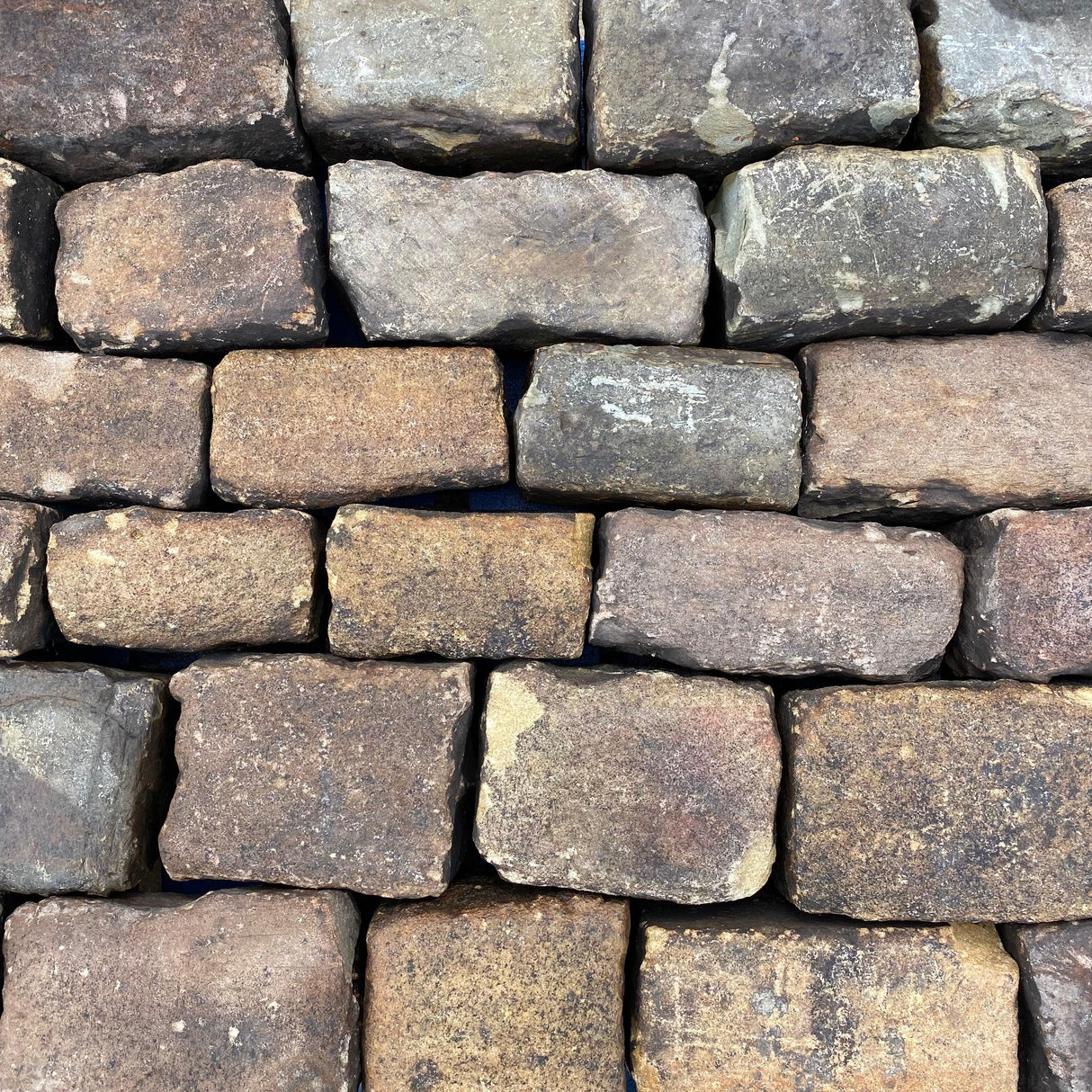 Reclaimed Grit Stone Cobbles / Setts - Reclaimed Brick Company