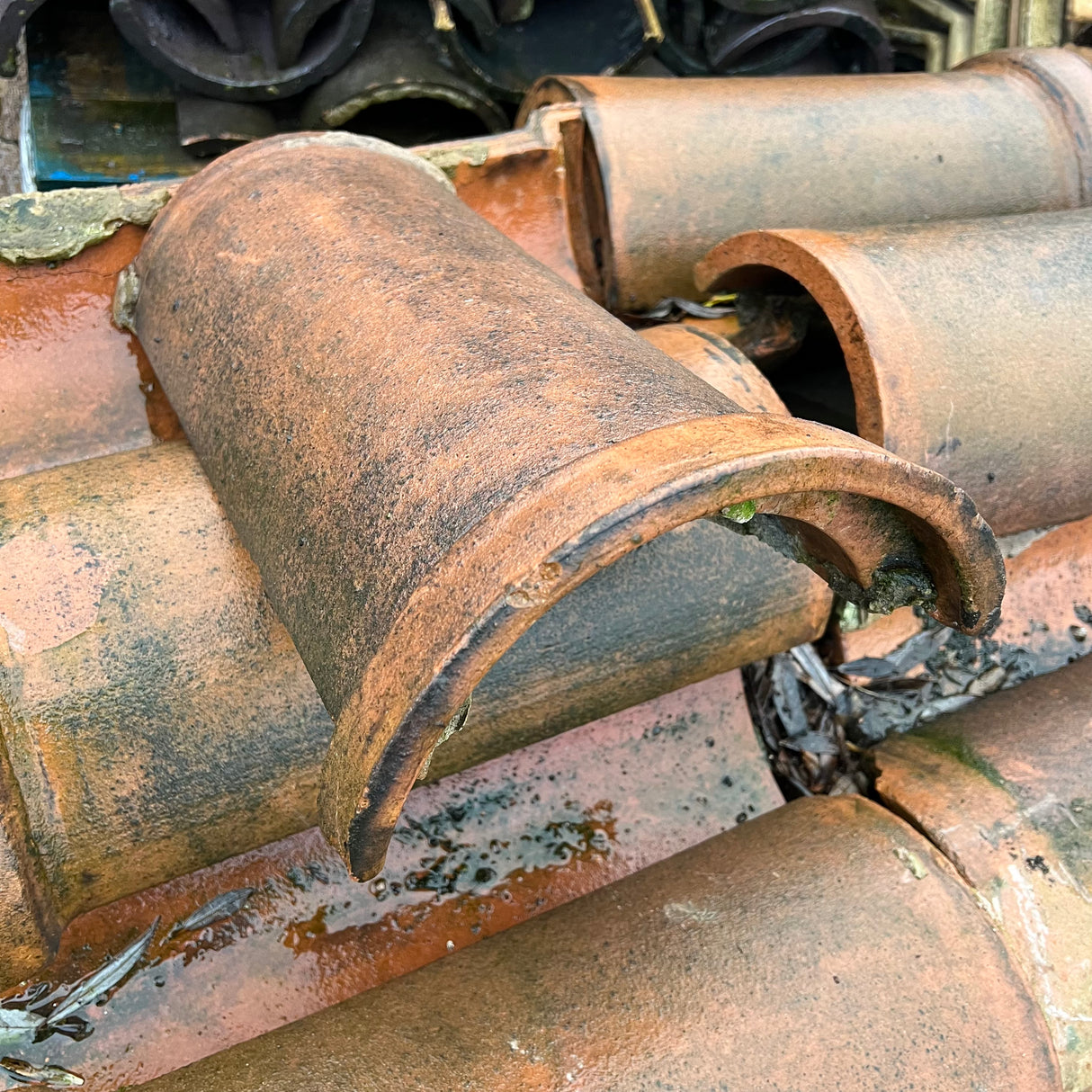 Reclaimed Half Round Ridge Tile - Job Lot of 45 - Reclaimed Brick Company