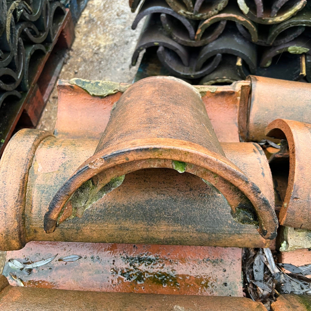 Reclaimed Half Round Ridge Tile - Job Lot of 45 - Reclaimed Brick Company