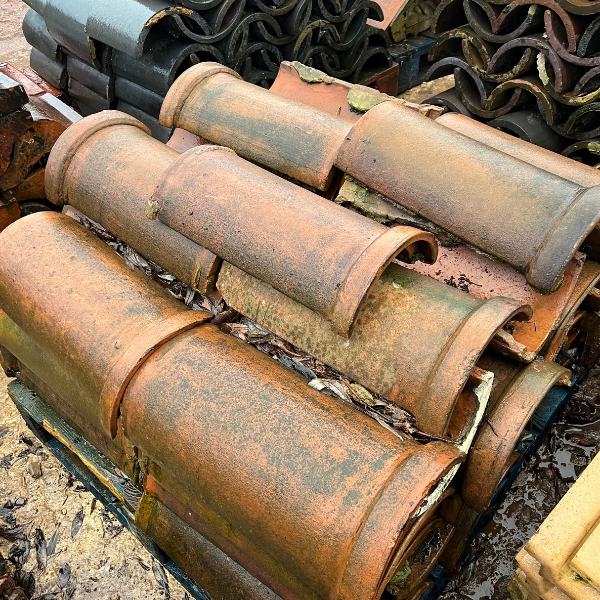 Reclaimed Half Round Ridge Tile - Job Lot of 45 - Reclaimed Brick Company