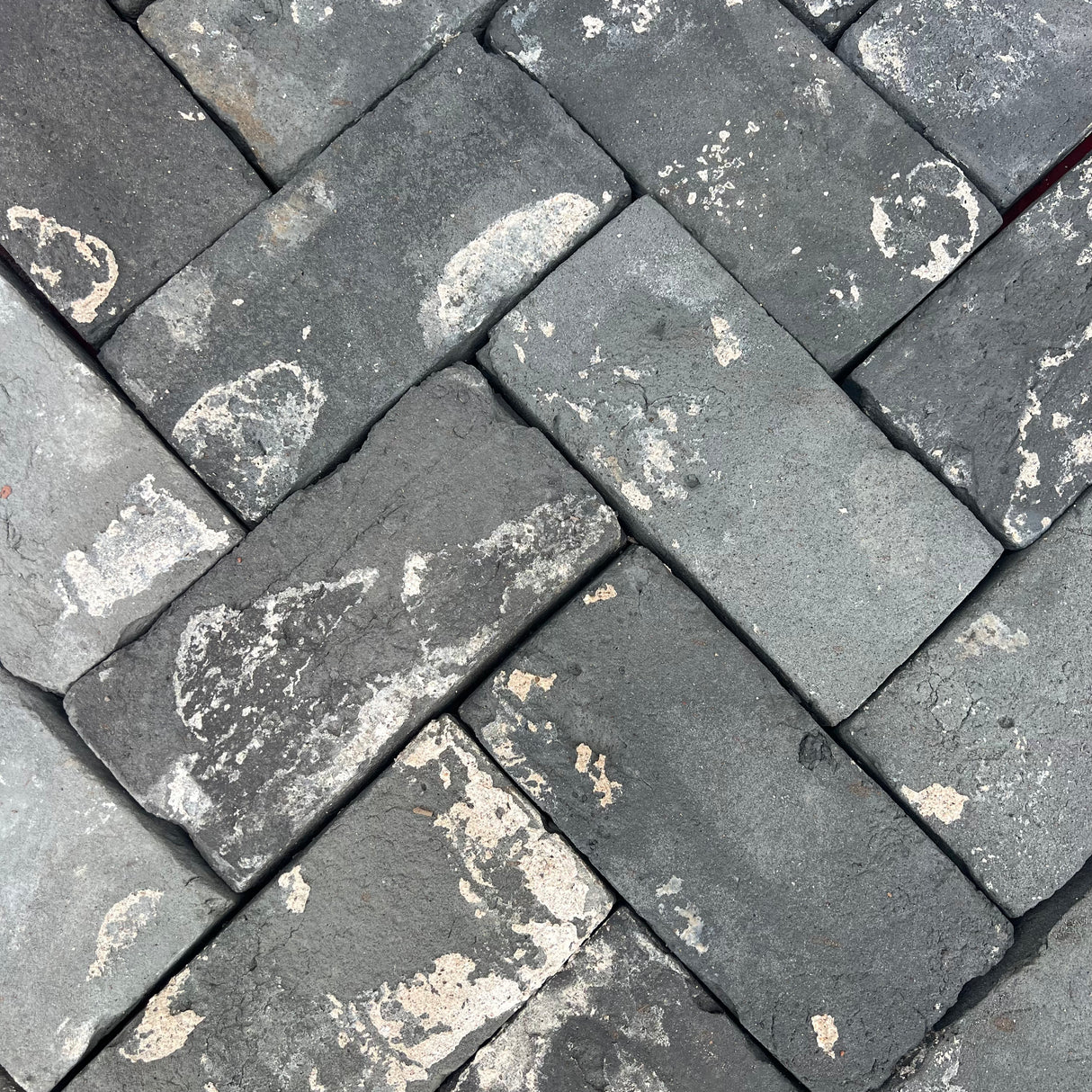 Reclaimed Handmade Grey Paving Brick Paver | Pack of 400 Pavers | Free Delivery - Reclaimed Brick Company