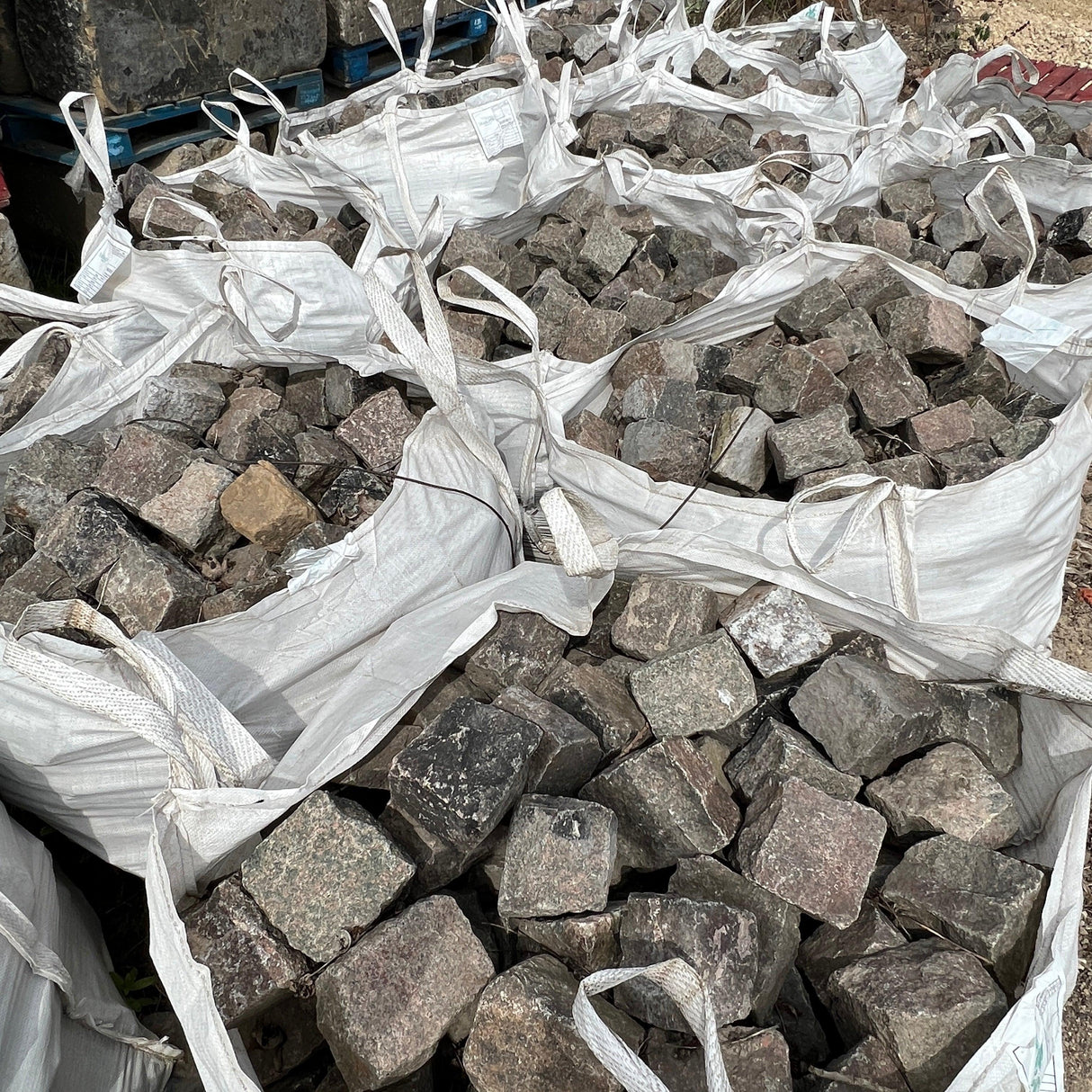 Reclaimed High Grade Granite Setts - Reclaimed Brick Company
