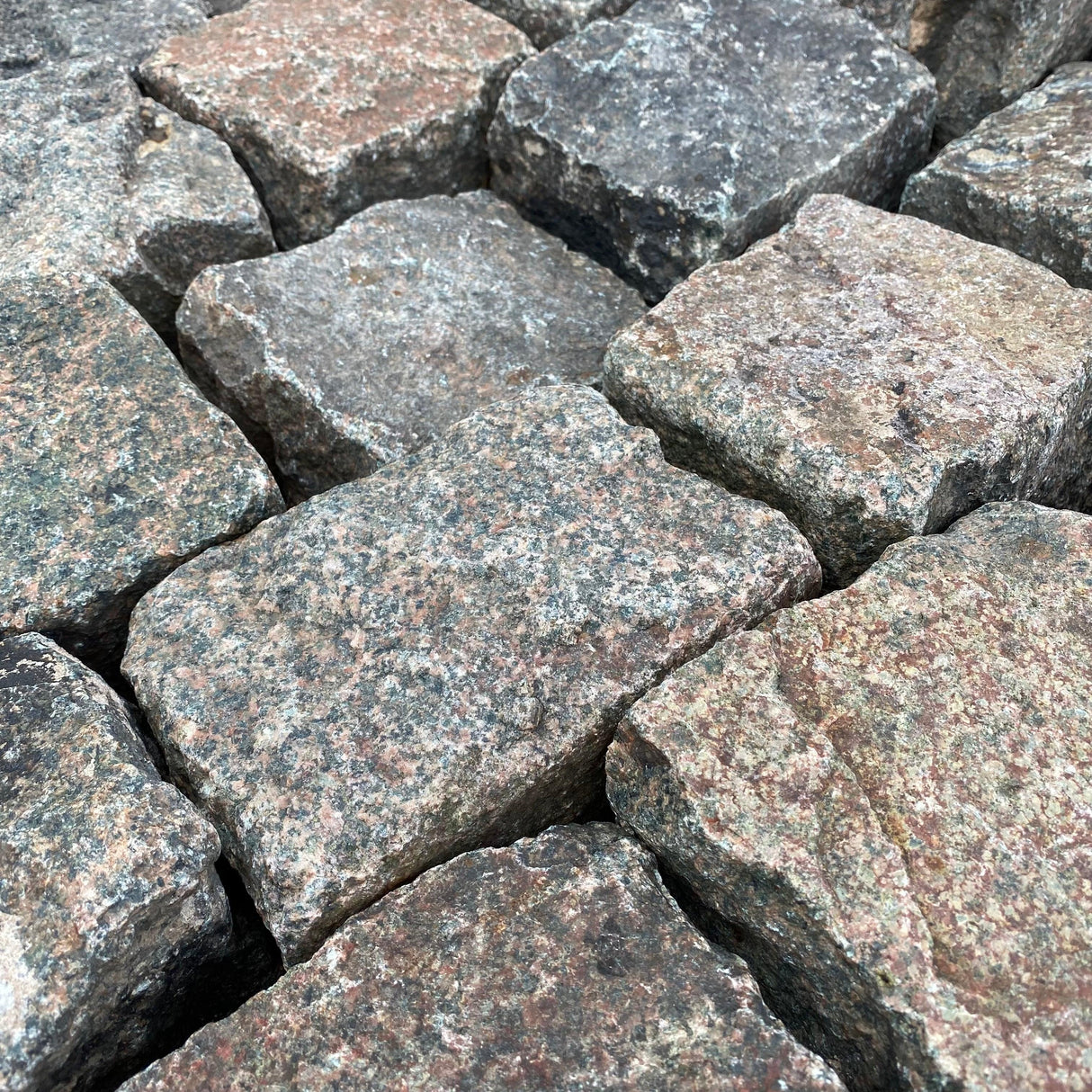 Reclaimed High Grade Granite Setts - Reclaimed Brick Company