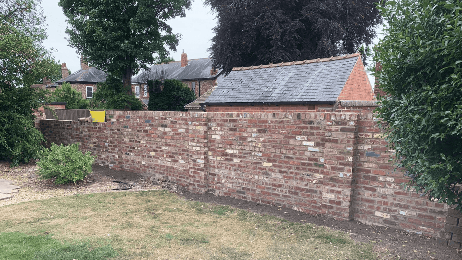 Reclaimed Brick Garden Wall