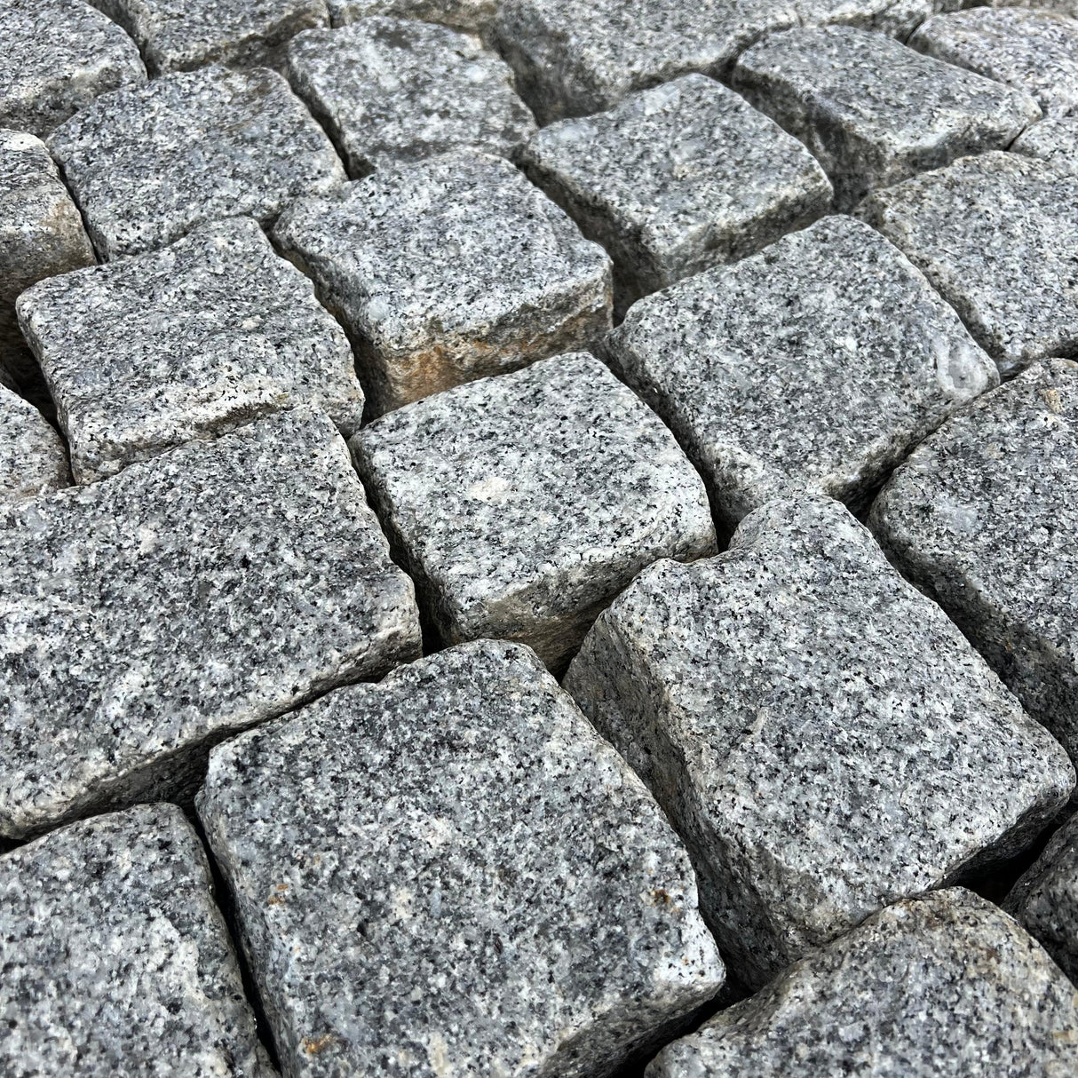 Reclaimed London Granite Stone Cube Cobble Setts - Reclaimed Brick Company