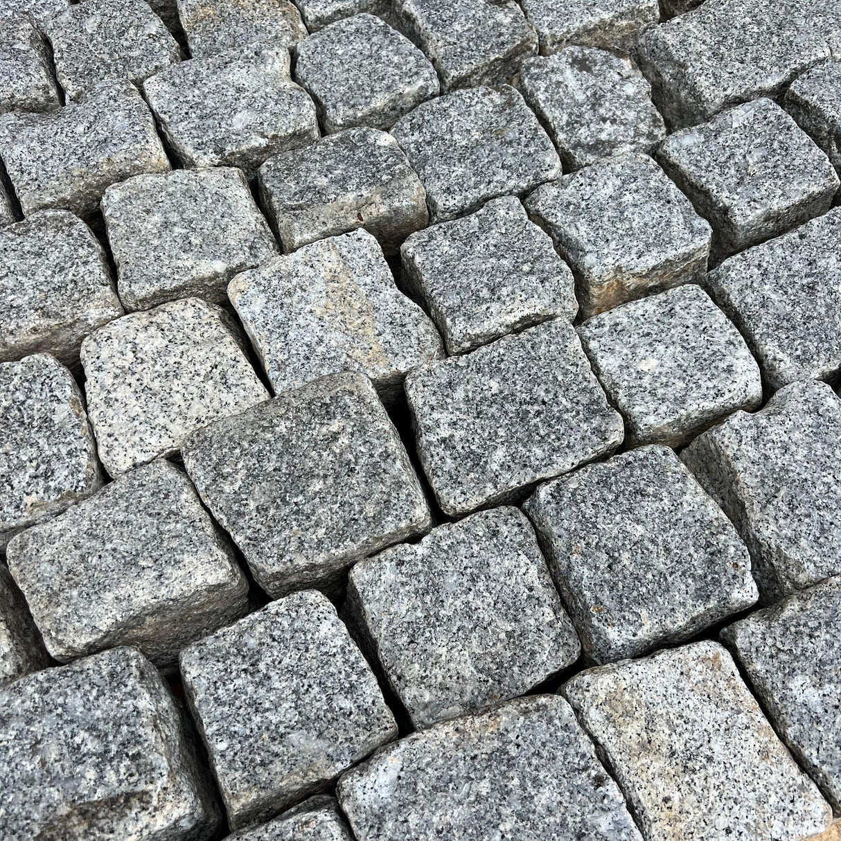 Reclaimed London Granite Stone Cube Cobble Setts - Reclaimed Brick Company