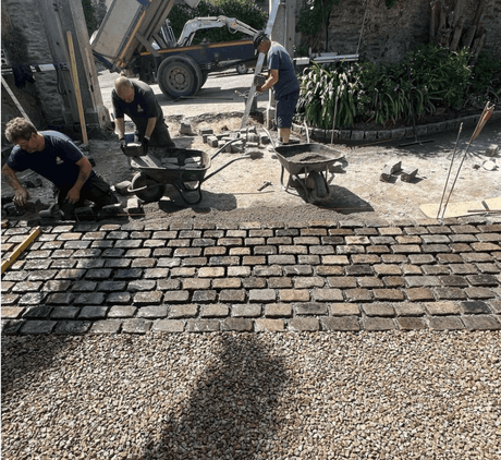 Reclaimed Mixed Granite Stone Cobble / Setts - Reclaimed Brick Company
