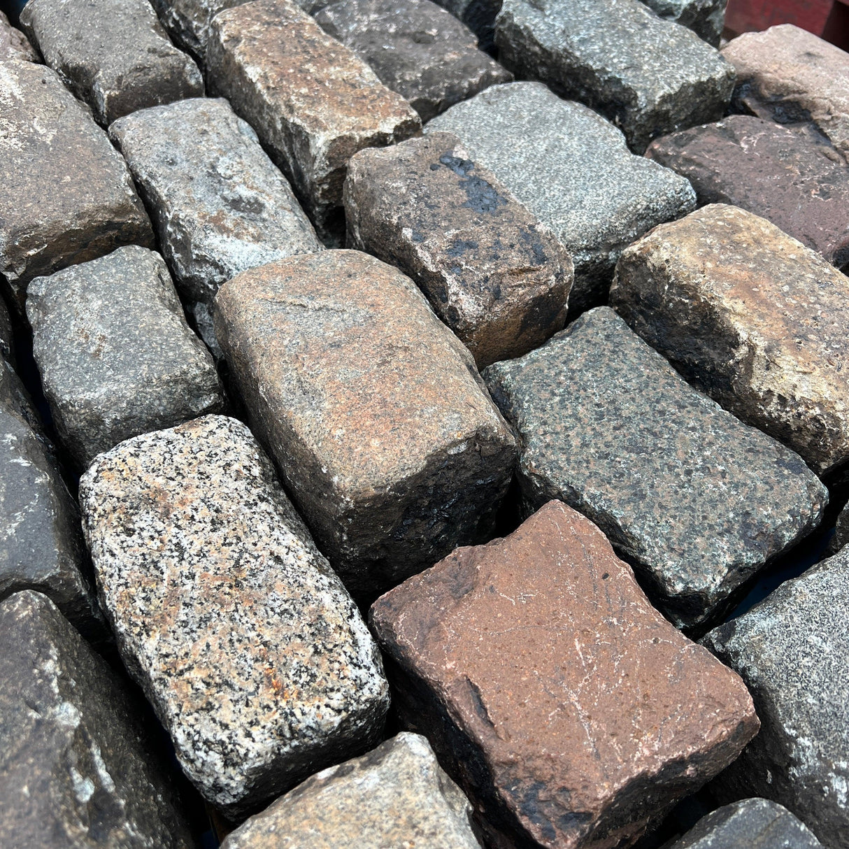 Reclaimed Mixed Granite Stone Cobble / Setts - Reclaimed Brick Company