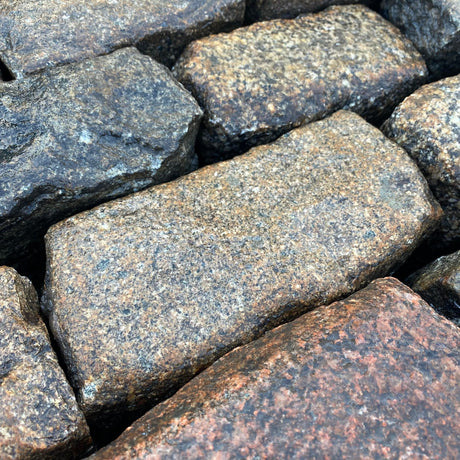 Granite Courtyard - Reclaimed Brick Company