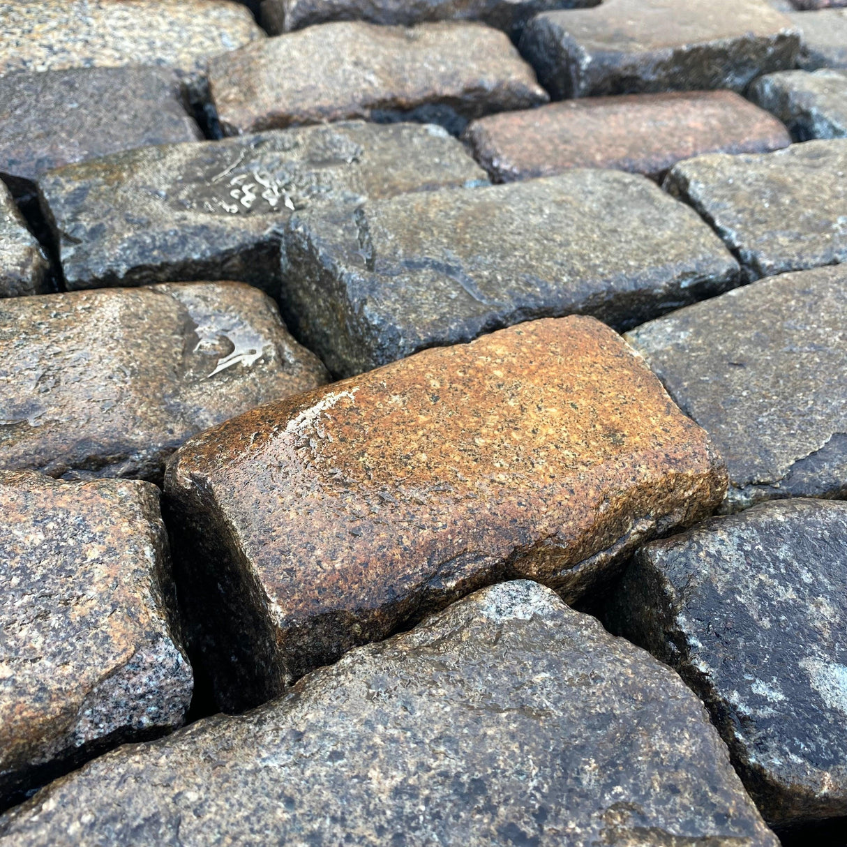 Granite Paver Edging - Reclaimed Brick Company
