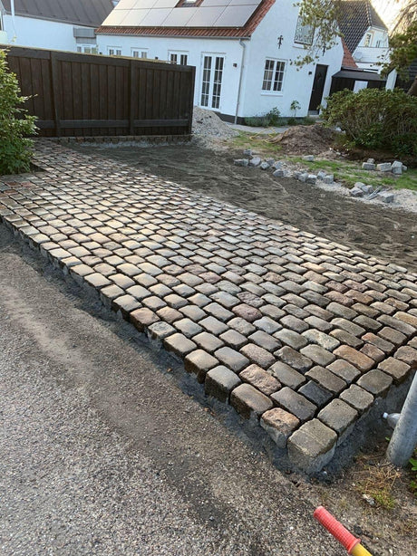Reclaimed Mixed Granite Stone Cobble / Setts - Reclaimed Brick Company
