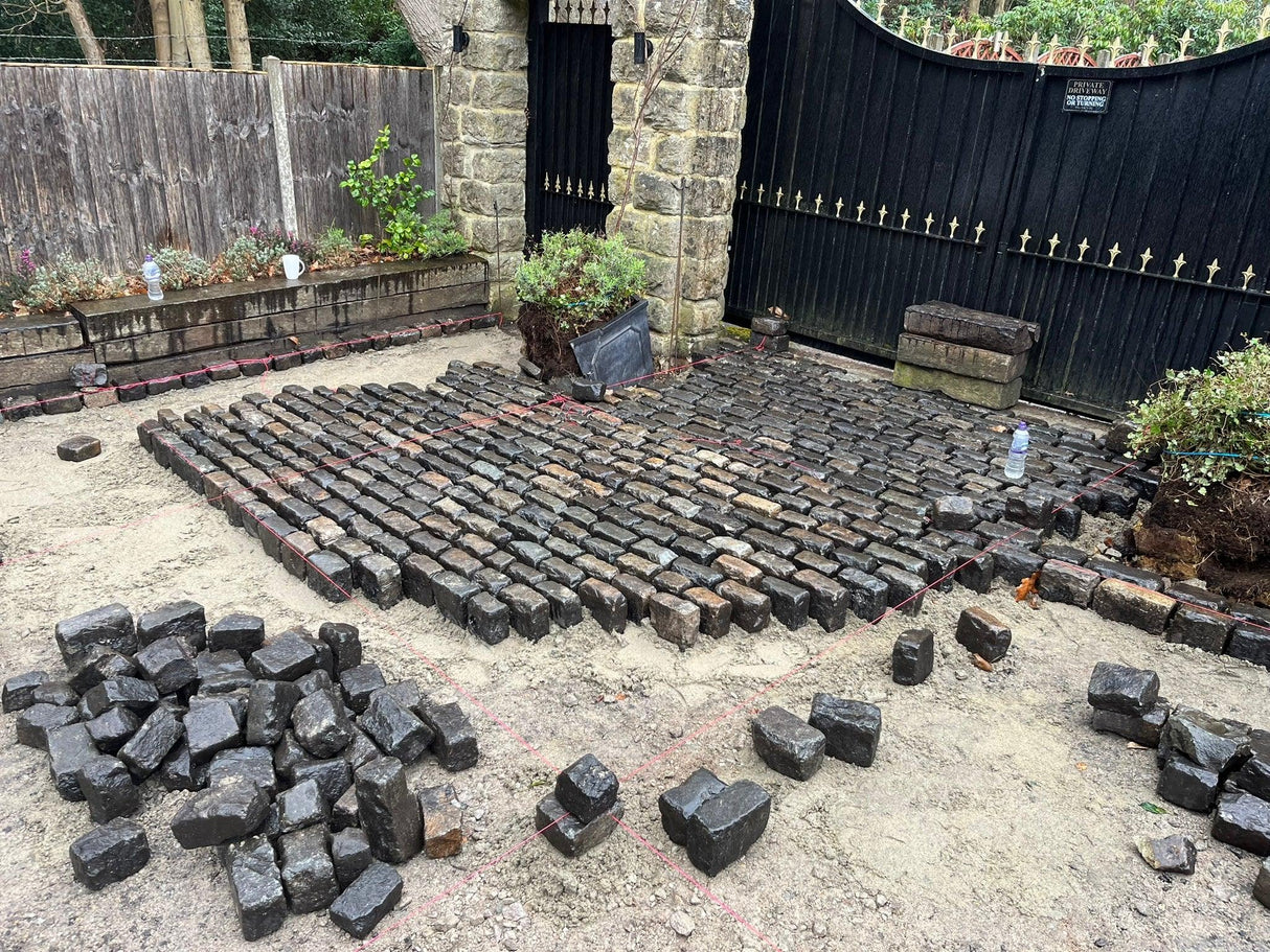 Reclaimed Mixed Granite Stone Cobble / Setts - Reclaimed Brick Company