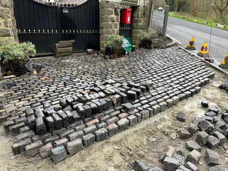 Reclaimed Mixed Granite Stone Cobble / Setts - Reclaimed Brick Company
