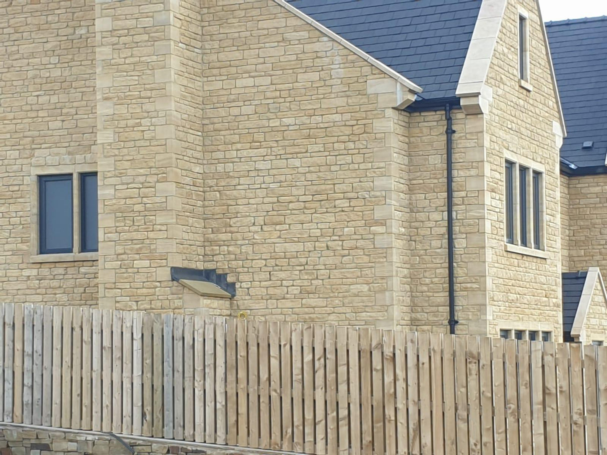Reclaimed Natural Stone Buff Yorkshire Building Stone - 4” Bed - Bulk Bags - Reclaimed Brick Company