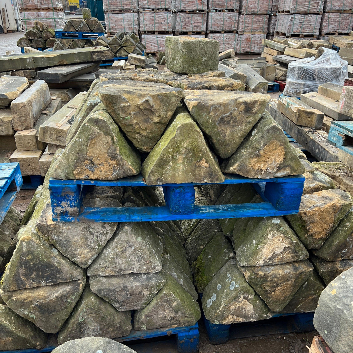 Triangle Wall Coping - Reclaimed Brick Company