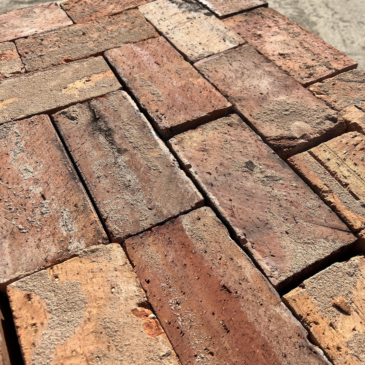 Reclaimed Wirecut Imperial Bricks | Pack of 250 Bricks - Reclaimed Brick Company