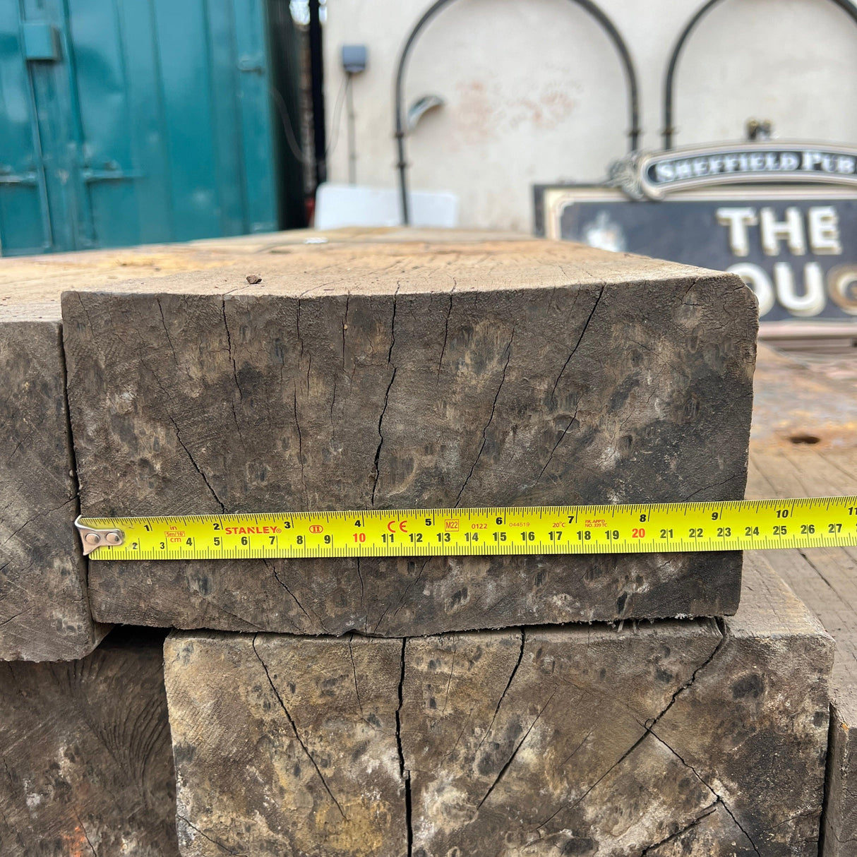 Oak Railway Sleeper - Grade AA - 8.5ft - Reclaimed Brick Company