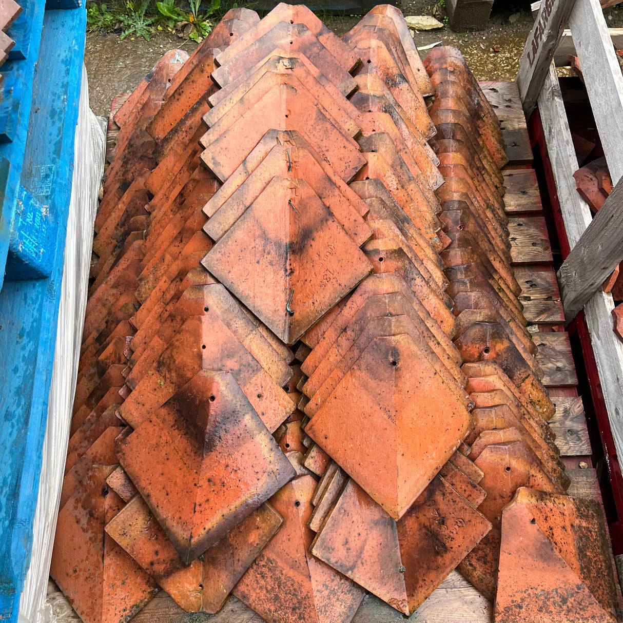 Reclaimed Orange Clay Arris Hip Tiles - Reclaimed Brick Company