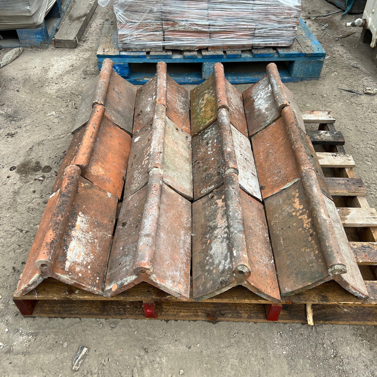 Reclaimed Orange Roll Top Roof Ridge Tiles - Job Lot - Reclaimed Brick Company
