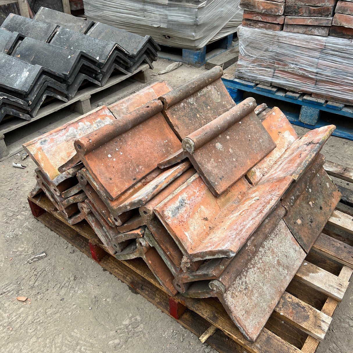 Reclaimed Orange Roll Top Roof Ridge Tiles - Job Lot - Reclaimed Brick Company