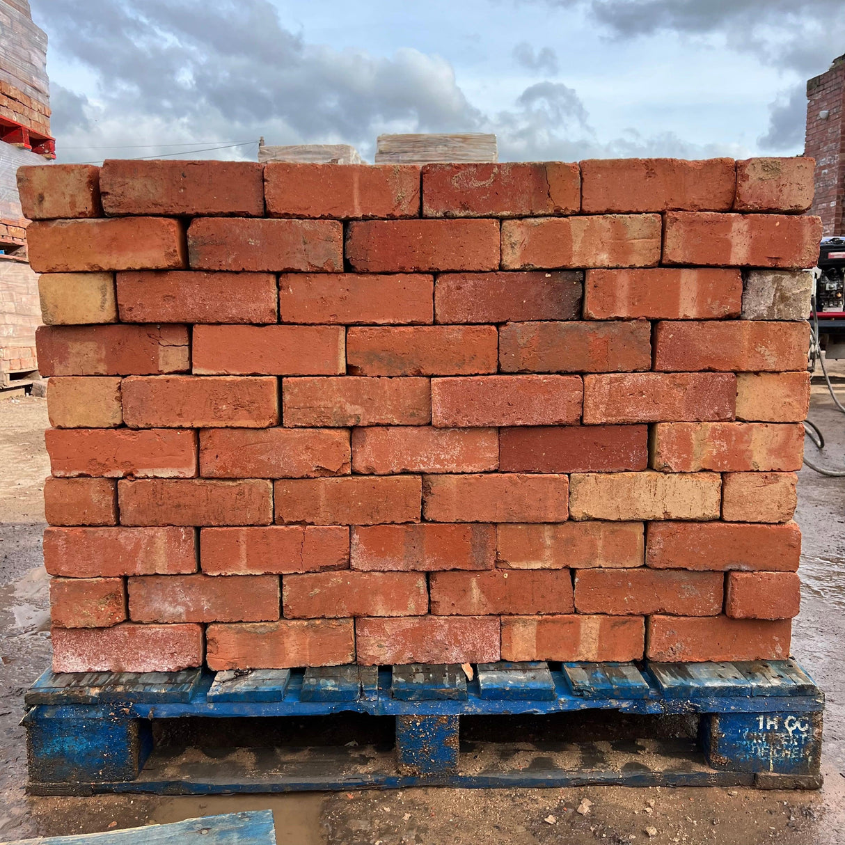 Reclaimed Orange Wirecut Bricks | Pack of 250 Brick | Free Delivery - Reclaimed Brick Company
