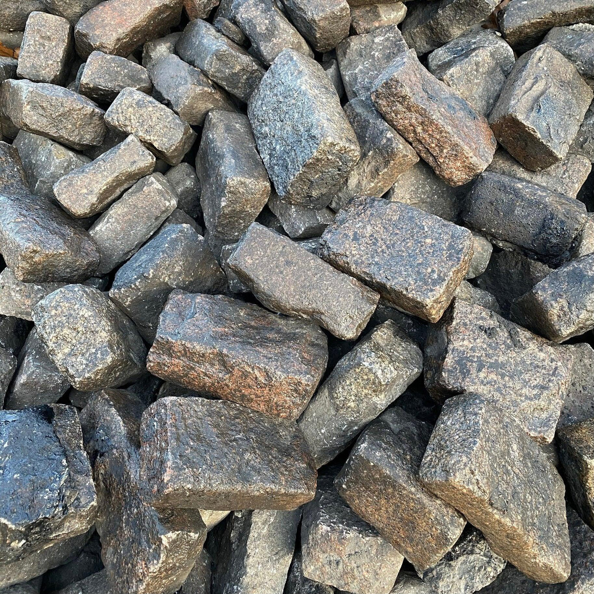 Reclaimed Pink Granite Cobbles / Setts - Reclaimed Brick Company