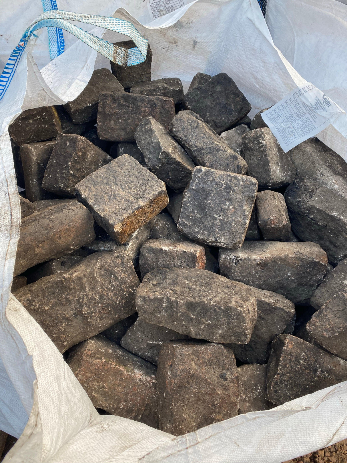 Reclaimed Pink Granite Cobbles / Setts - Reclaimed Brick Company