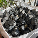 Reclaimed Portuguese Black Calico Cobbles (Ton Bag) - Reclaimed Brick Company