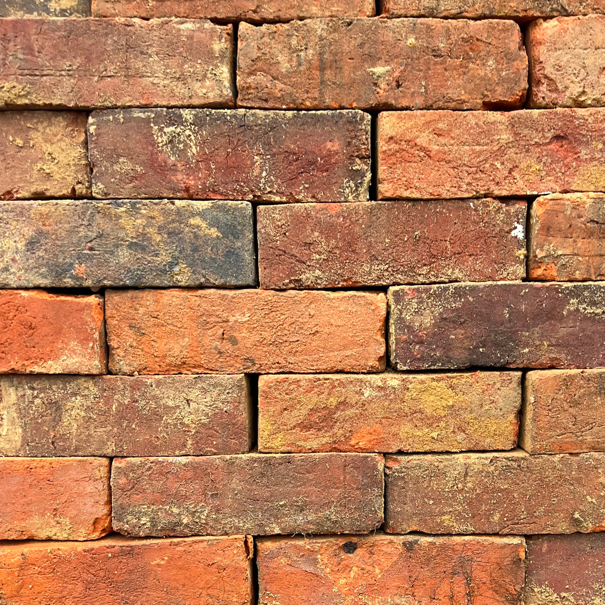 Reclaimed Premium Mixed Stock Handmade Bricks | Pack of 250 Bricks | Free Delivery - Reclaimed Brick Company