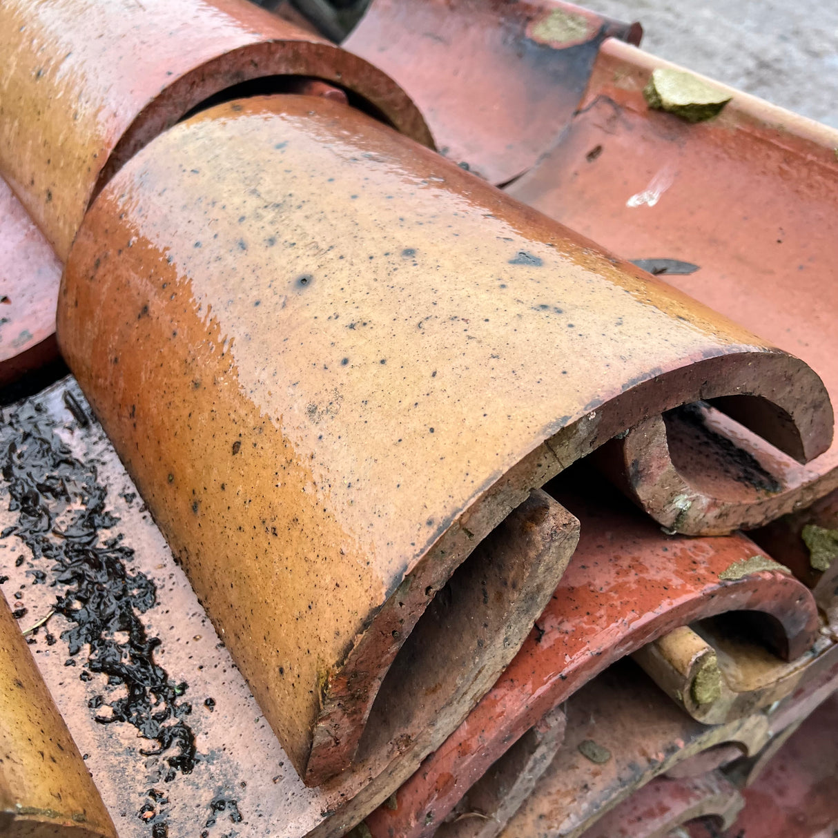 Reclaimed Red Half Round Ridge Tile - Job Lot of 120 - Reclaimed Brick Company