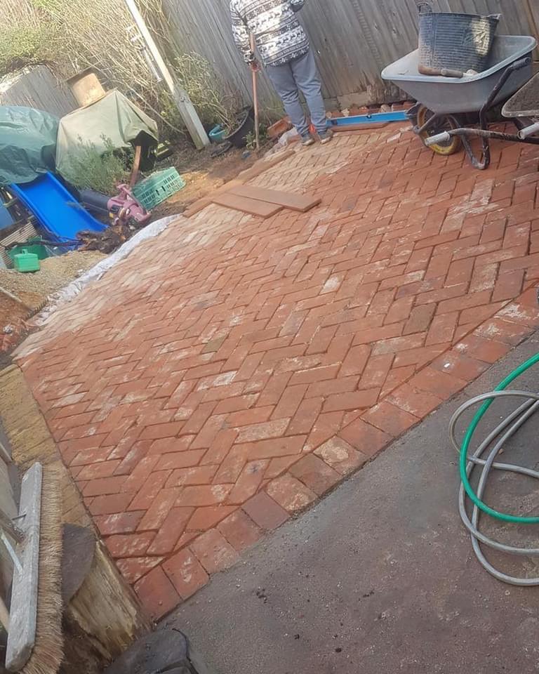 Reclaimed Red Paving Brick, Sheffield, South Yorkshire - Reclaimed Brick Company