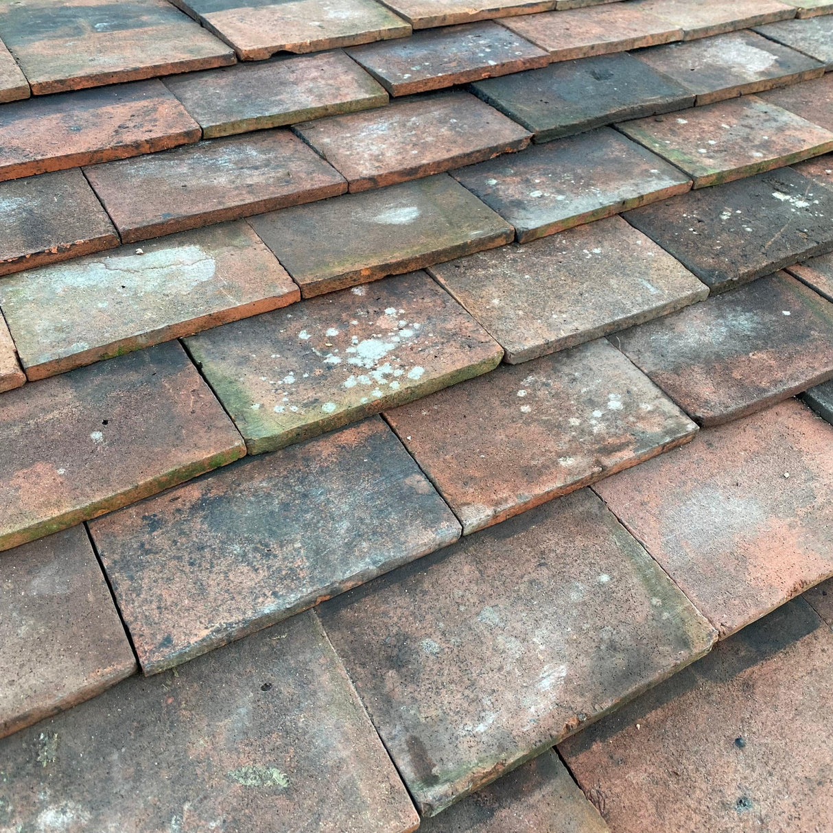 Reclaimed Red Rosemary Clay Roof Tiles - Reclaimed Brick Company