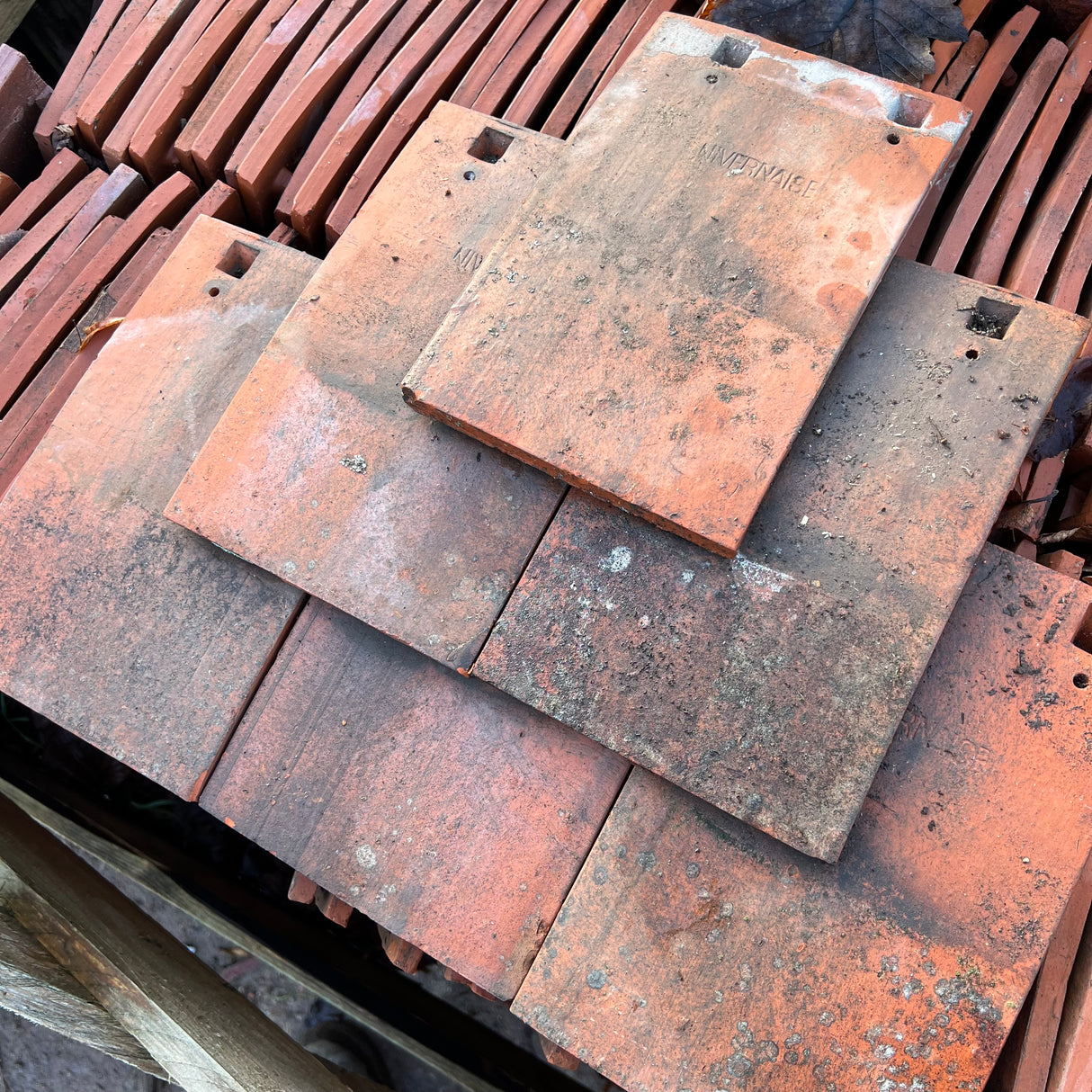 Reclaimed Red Rosemary Clay Roof Tiles - Reclaimed Brick Company