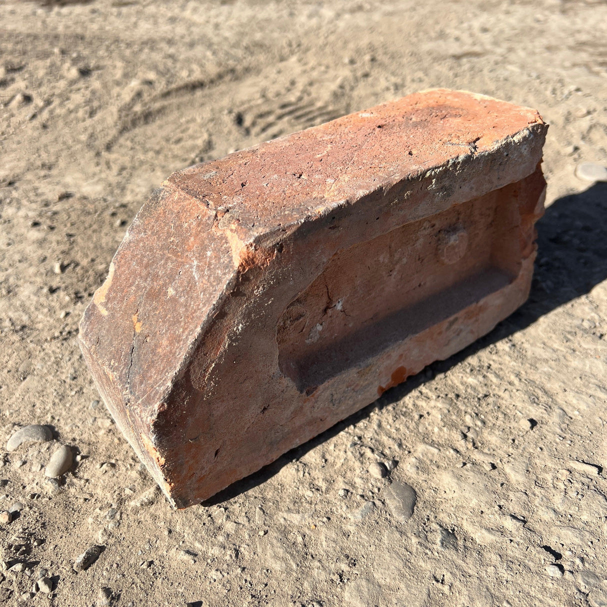 Reclaimed Red Single Cant Bricks - Reclaimed Brick Company