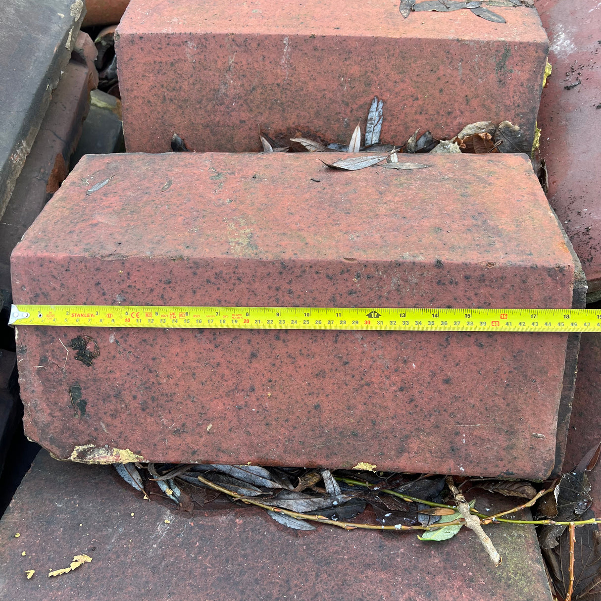 Reclaimed Red Terracotta Triangle Ridge Tile - Job Lot of 120 - Reclaimed Brick Company