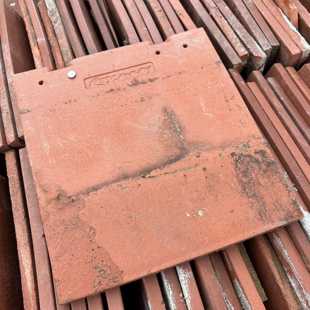 Reclaimed Half Roof Tiles - Reclaimed Brick Company