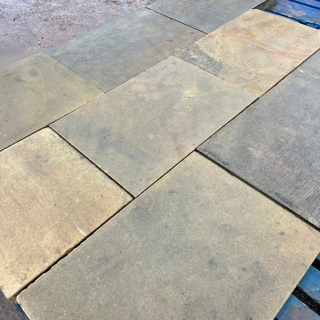 Reclaimed Sawn Yorkshire Sand Stone Paving Flag Stones - Reclaimed Brick Company