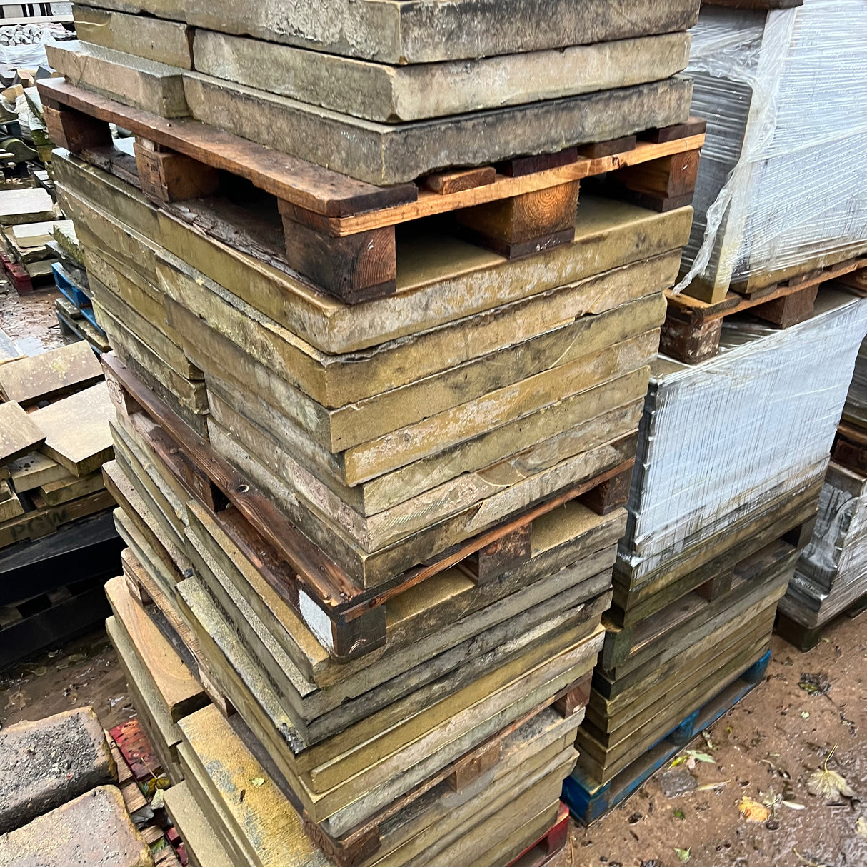 Reclaimed Sawn Yorkshire Sand Stone Paving Flag Stones - Reclaimed Brick Company