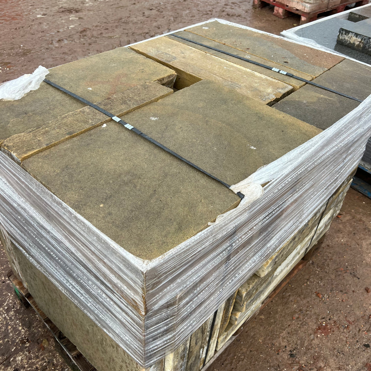 Reclaimed Sawn Yorkshire Sand Stone Paving Flag Stones - Reclaimed Brick Company