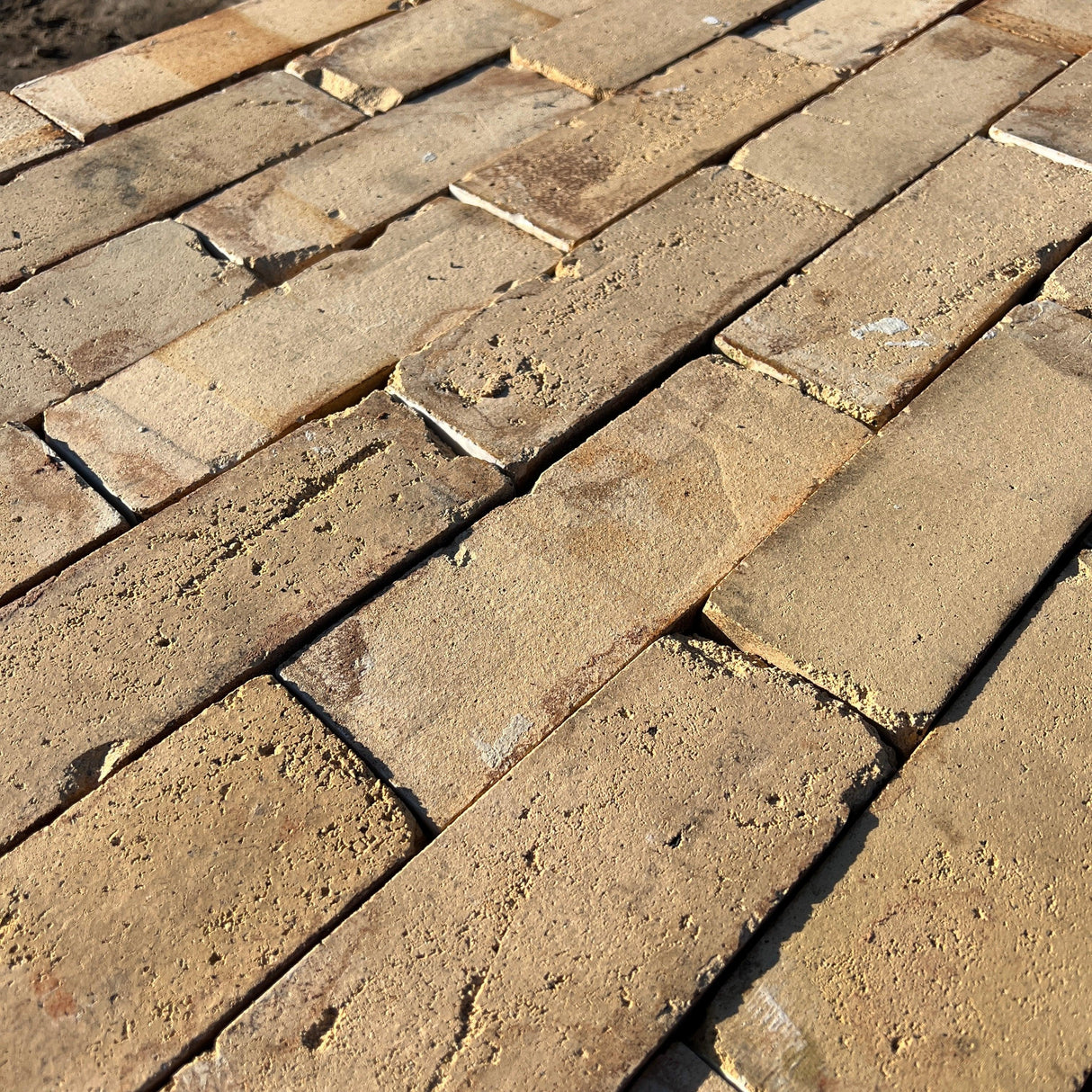 London Smooth Yellow Bricks - Reclaimed Brick Company