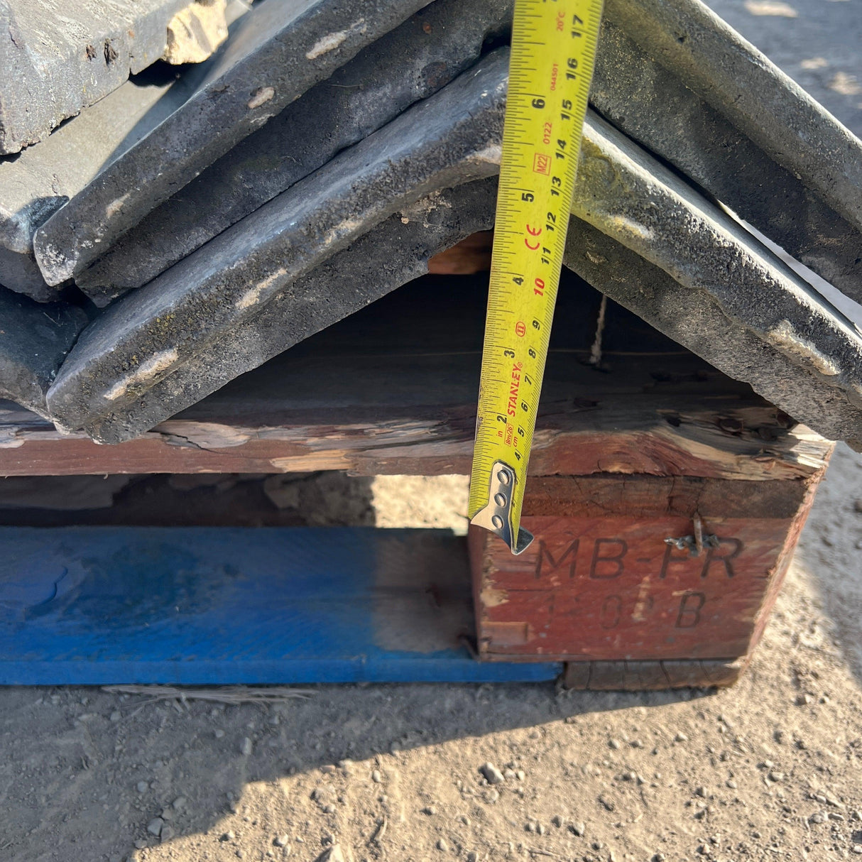 Reclaimed Staffordshire Blue 20” Triangle Roof Ridge Tiles - Batch of 21 (Job Lot) - Reclaimed Brick Company