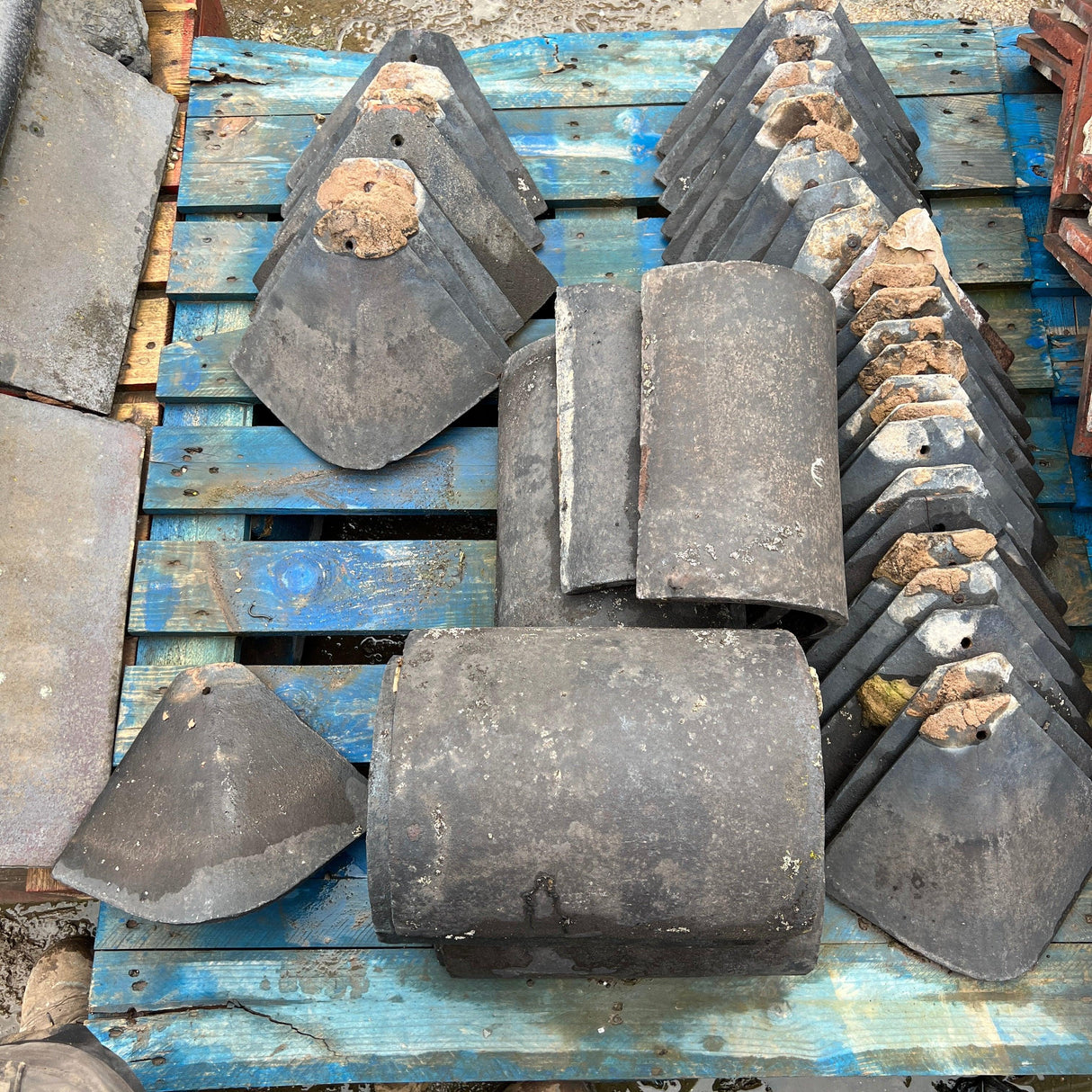 Staffordshire Blue Clay Valley Roof Tiles - Reclaimed Brick Company