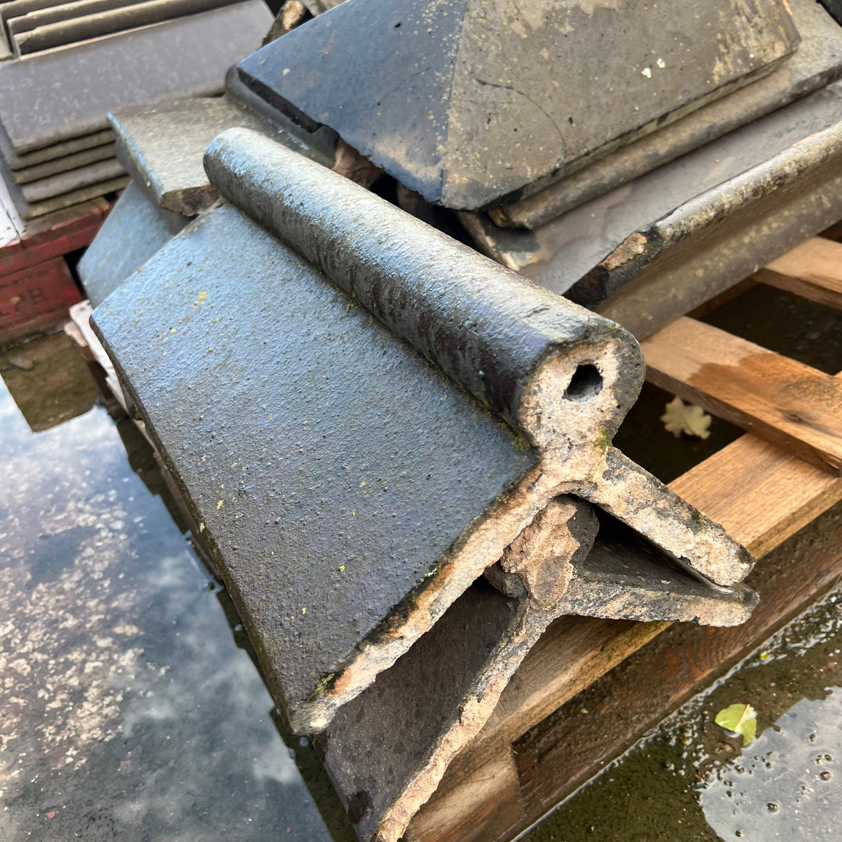 Reclaimed Staffordshire Blue Roll Top Ridge Tiles - (21 Linear Feet Job Lot) - Reclaimed Brick Company