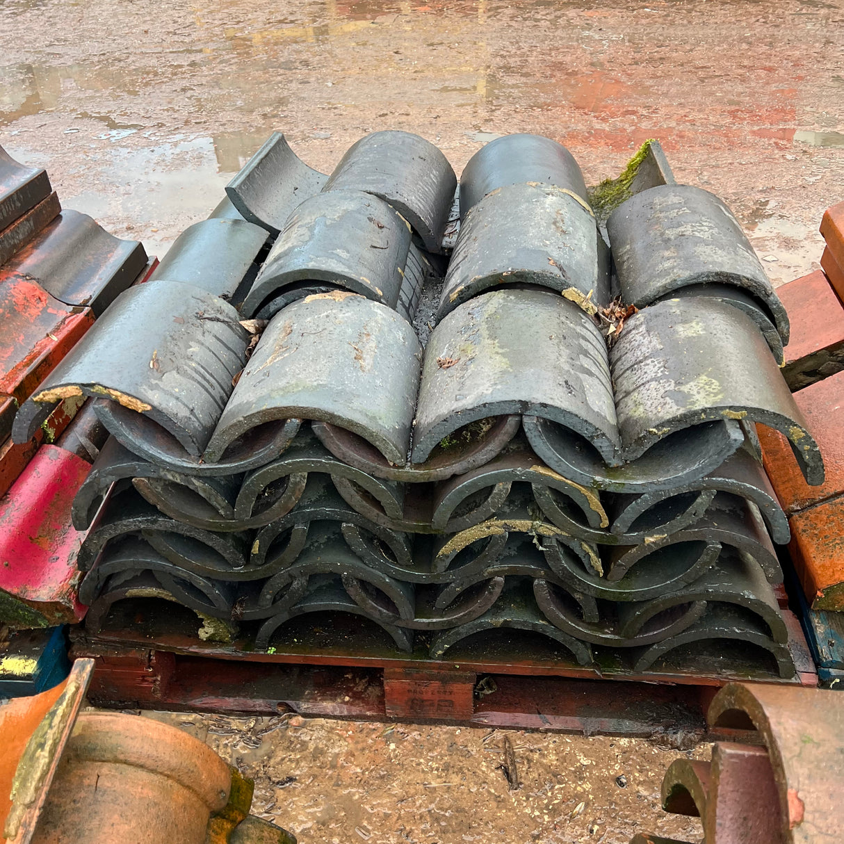 Reclaimed Staffordshire Blue Round Ridge Tile - Job Lot of 90 - Reclaimed Brick Company